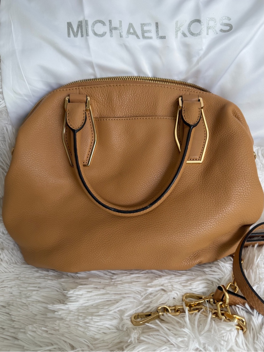 NWT Michael Kors Vanessa Medium Leather Satchel Bag Suntan - Picture 3 of 7